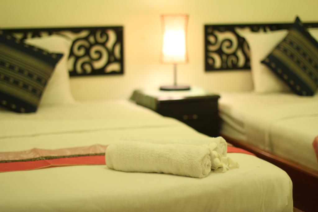 New Season Riverside Hotel Phnom Penh Ruang foto