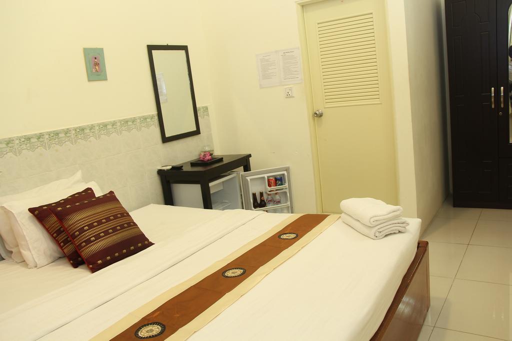 New Season Riverside Hotel Phnom Penh Ruang foto