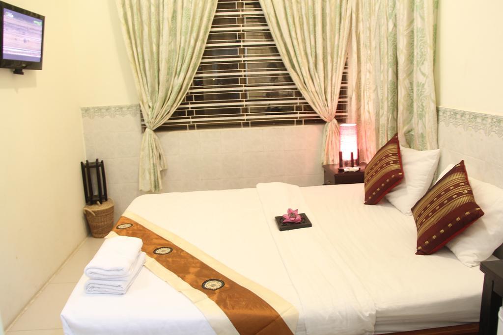 New Season Riverside Hotel Phnom Penh Ruang foto