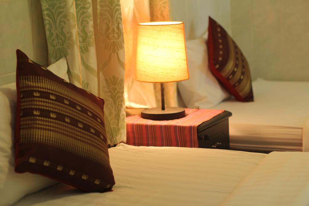 New Season Riverside Hotel Phnom Penh Ruang foto